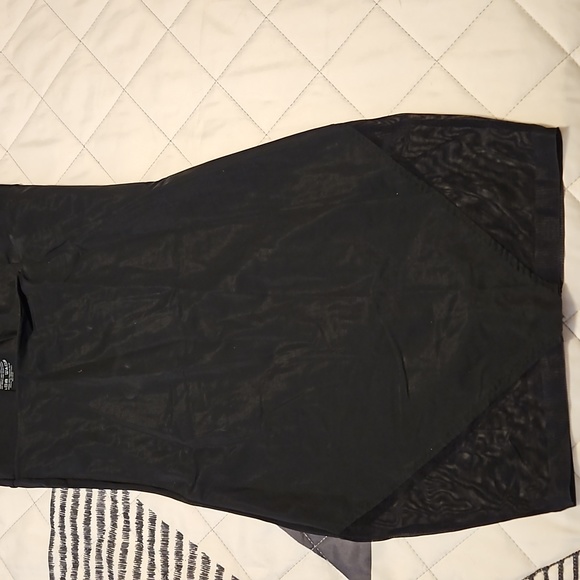 Red Hot by Spanx body shaper - size small - Picture 5 of 6